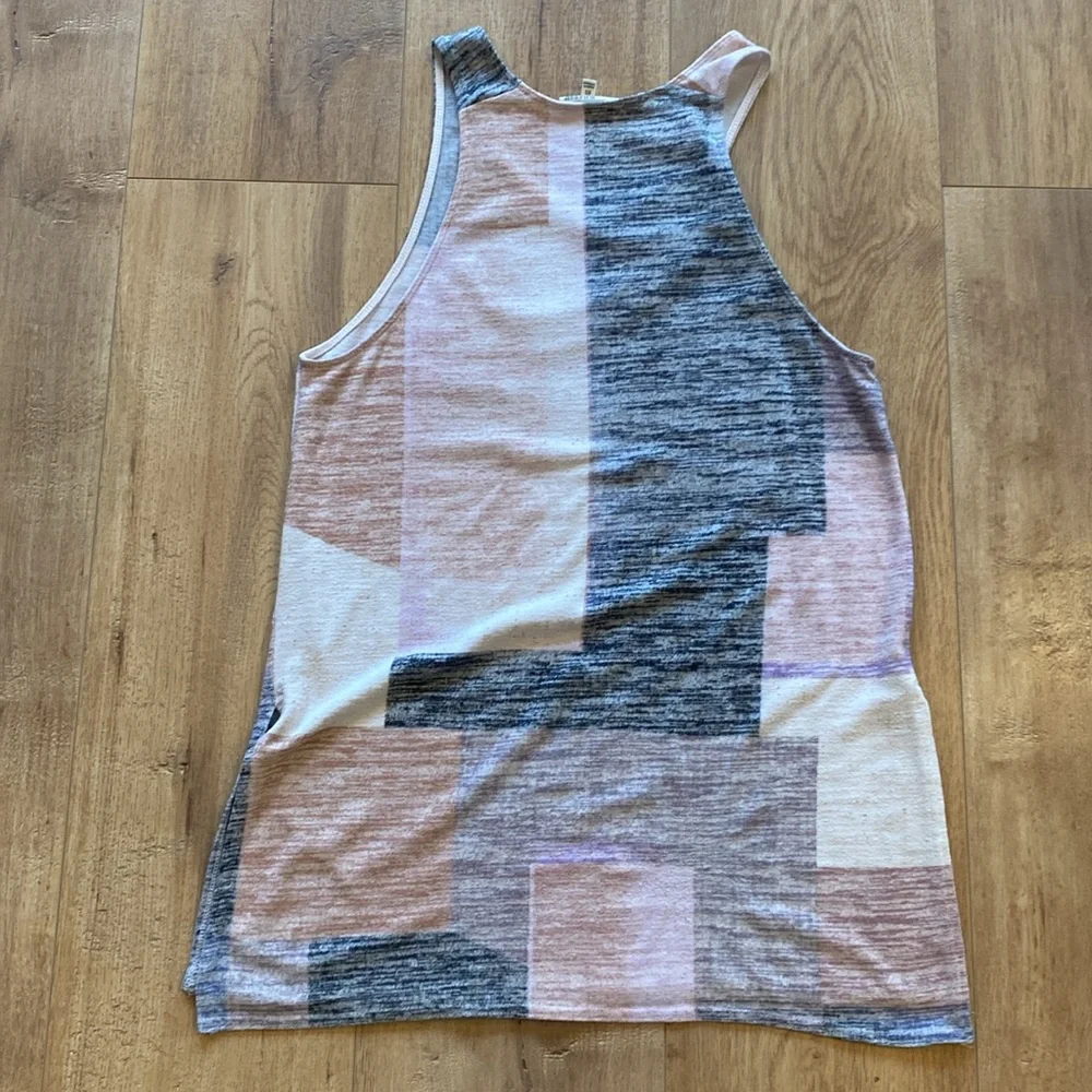 Wilfred Free | Ornella tank in pink, grey, purple, cream (Aritzia) - Picture 5 of 11